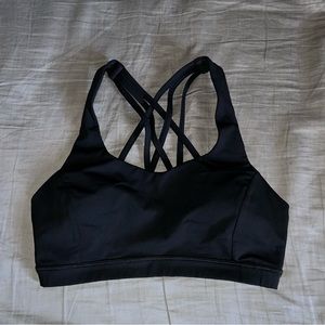 Lululemon Free to be Serene Bra